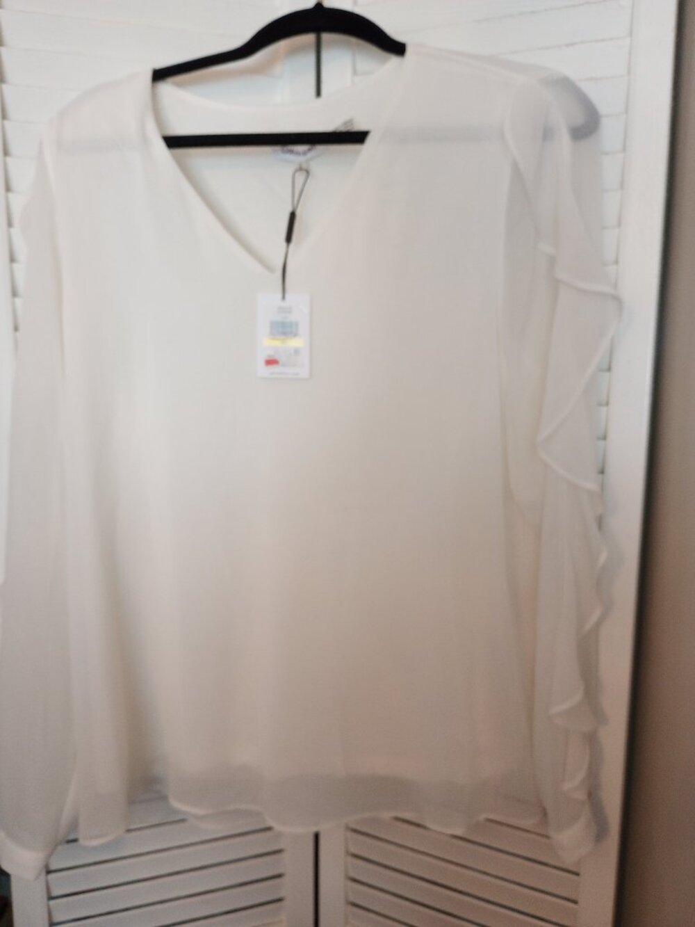 Calvin Klein NWT Off White Blouse Shirt Ruffle Long Sleeve Size M